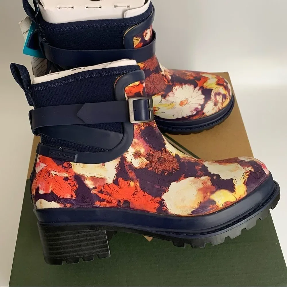 Muck Floral Ankle Boots